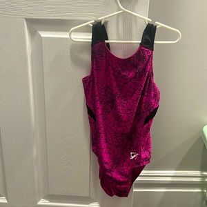 Small girls leotard